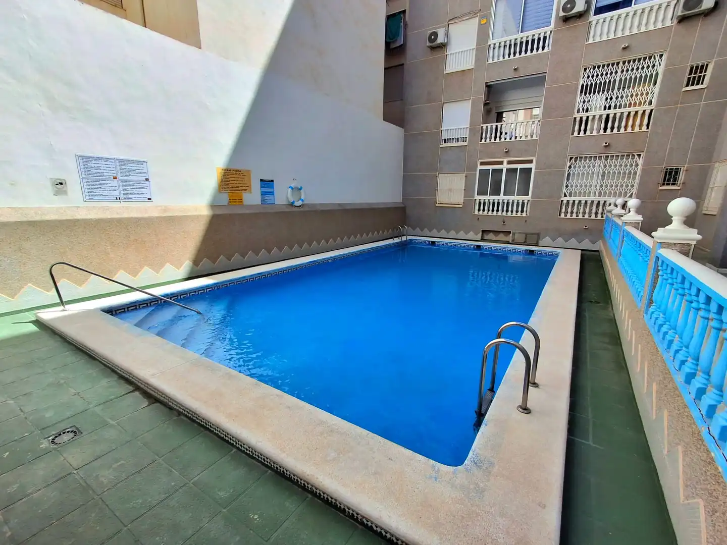 Pis amb piscina en venda a Calle San Miguel de Salinas 5, imagen 15