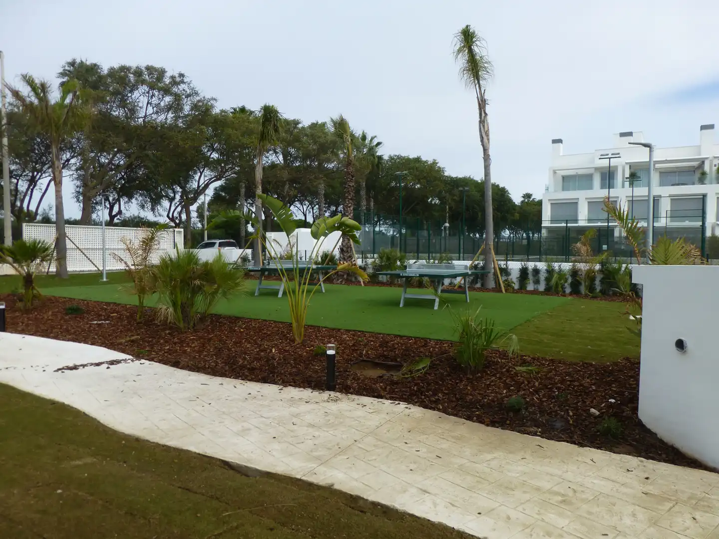 Piscina de Planta baja en venta en Chipiona con Aire acondicionado, Calefacción y Jardín privado