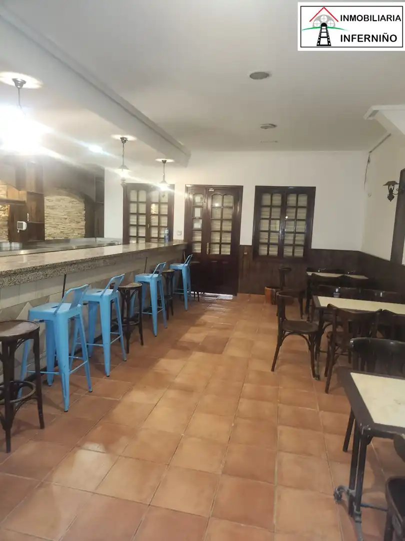 Local en venta en Piñeiros- Freixeiro