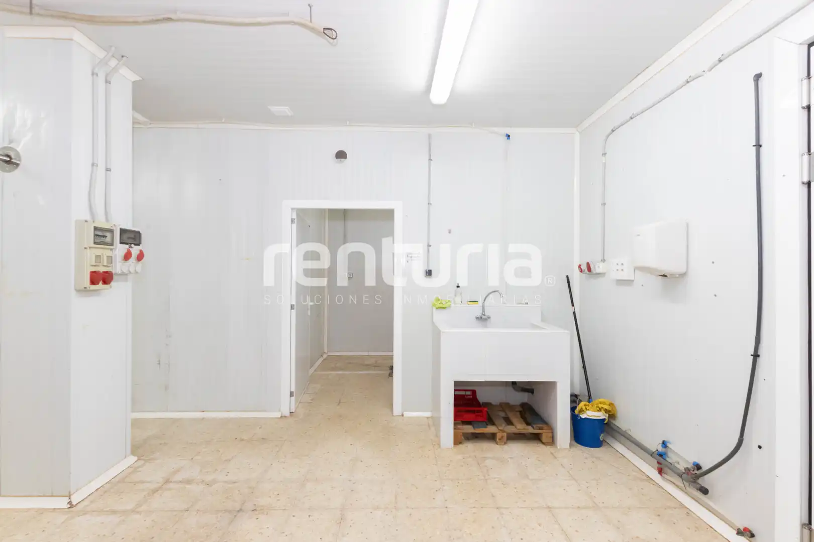 Local en venta en Valencia con Aire acondicionado y Amueblado