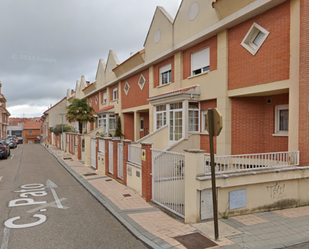 Exterior view of Single-family semi-detached for sale in Arroyo de la Encomienda  with Air Conditioner and Terrace