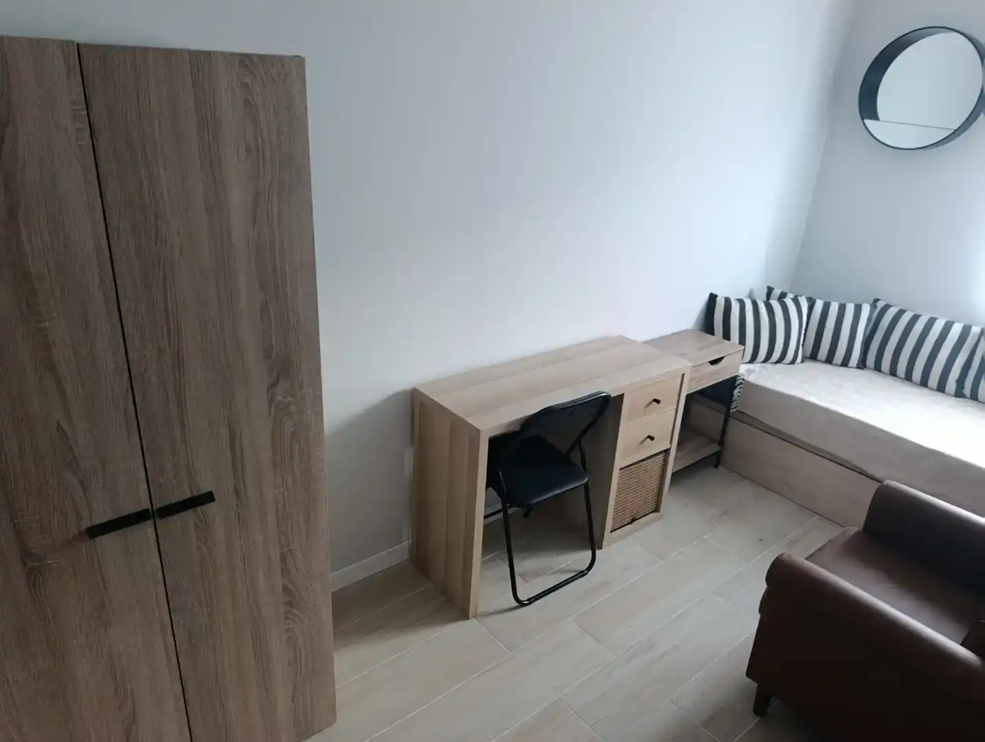 Schlafzimmer von Wohnung zur Miete in Cabra mit Abstellraum, Möbliert und Waschmaschine