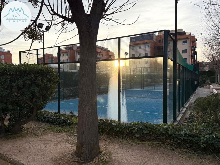 Exterior view of Flat for sale in Ciudad Real Capital  with Air Conditioner, Heating and Private garden