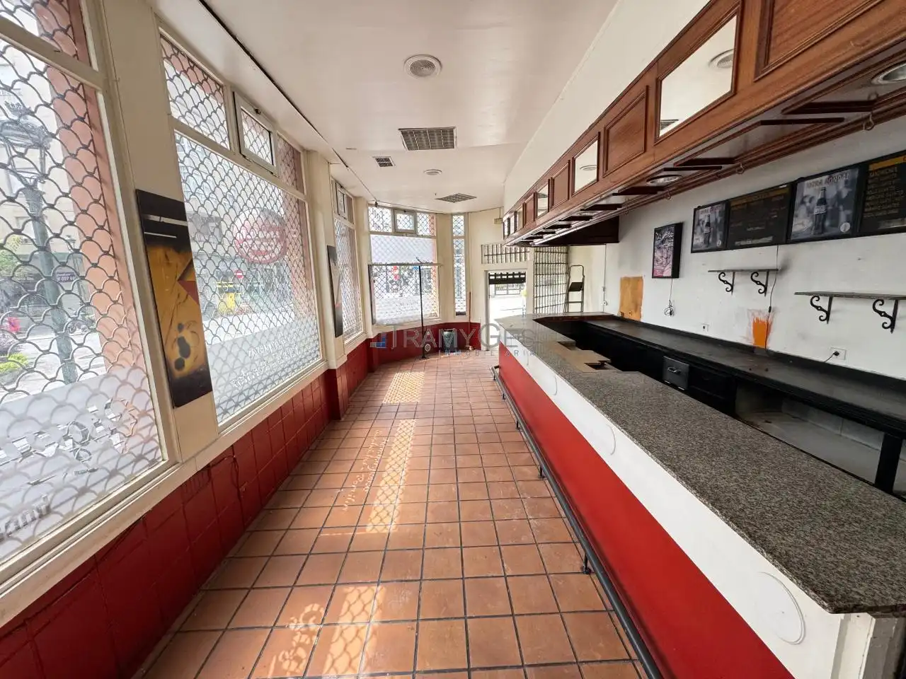 Local comercial en venda a BARCELONA, imagen 2