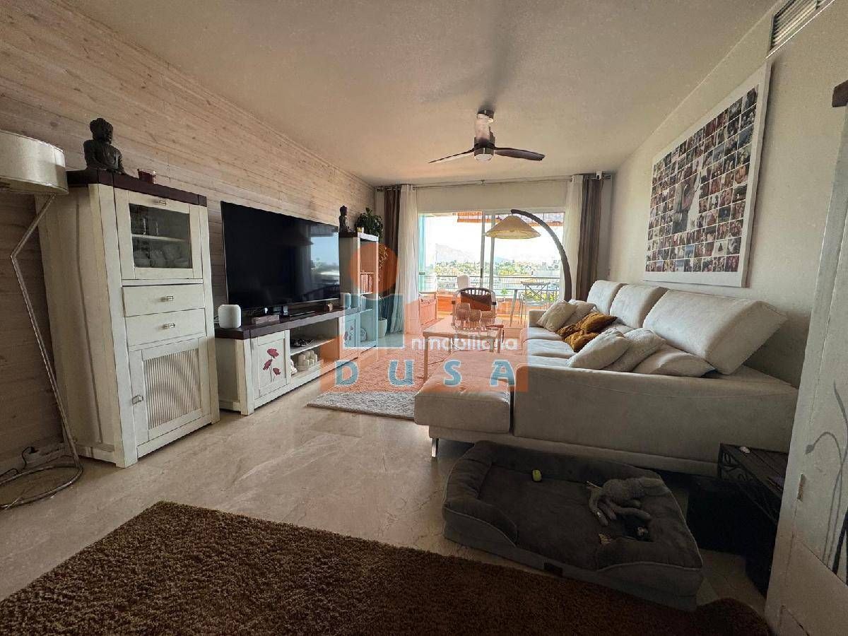 Living room of Flat for sale in Marbella  with Air Conditioner, Terrace and Storage room