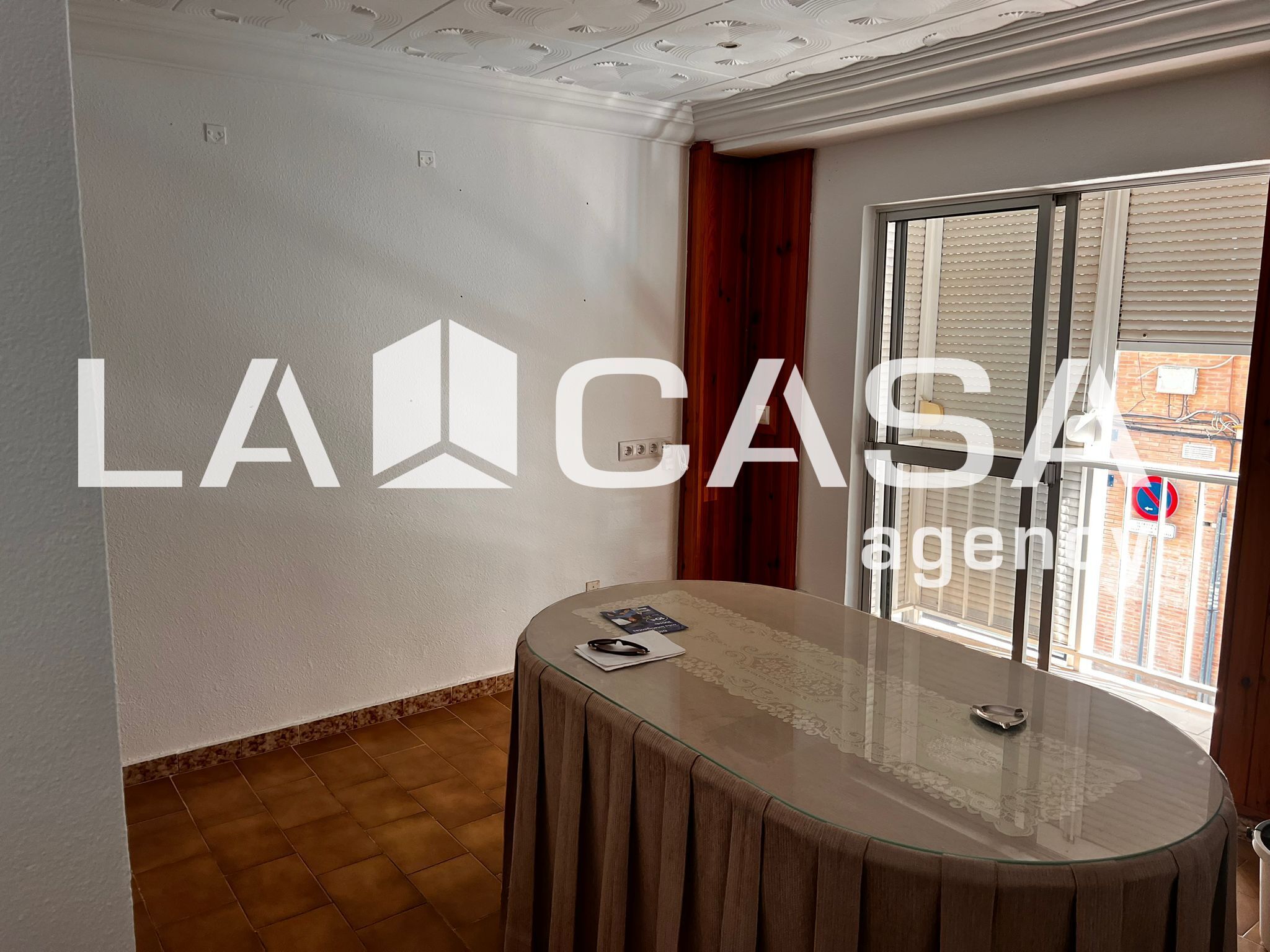 Flat for sale in Dos Hermanas  with Air Conditioner and Terrace