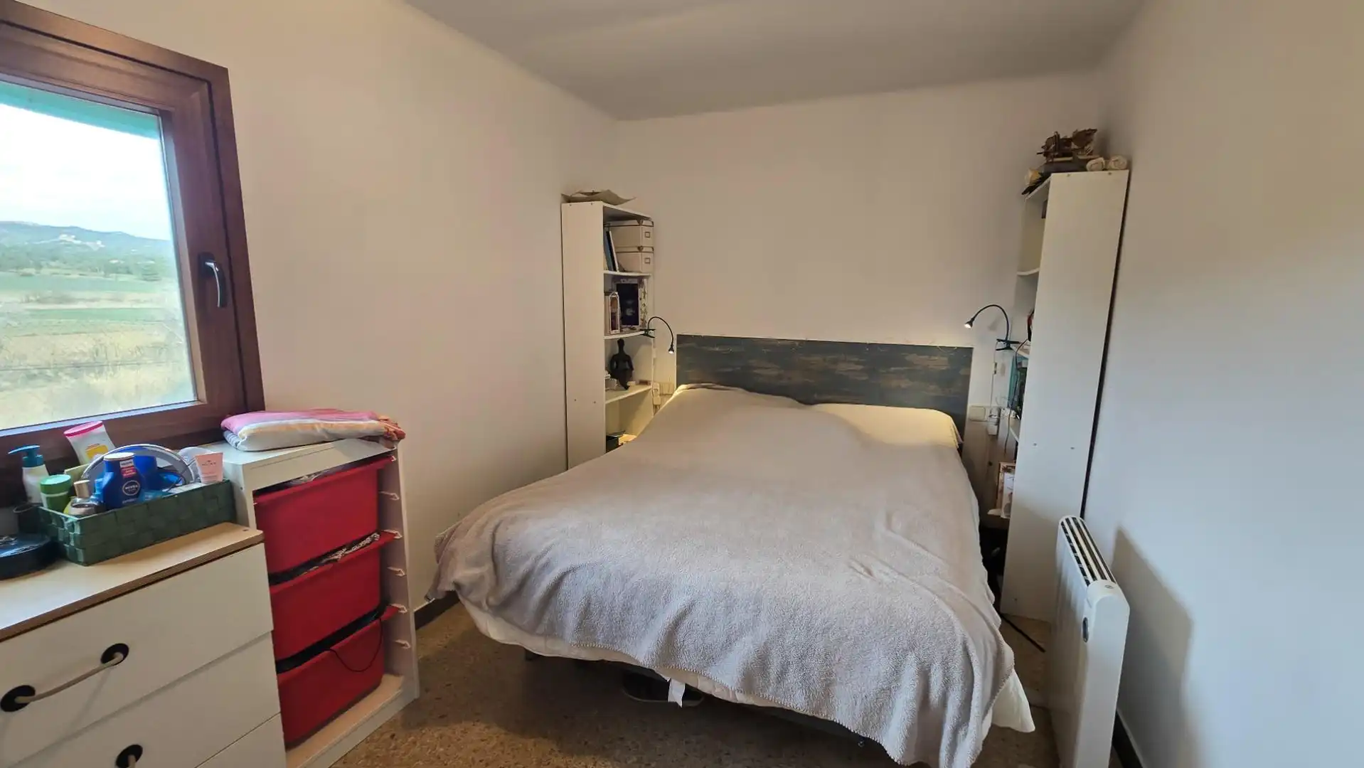 Habitación de Casa o chalet en venta en Santa Maria de Miralles con Jardín privado