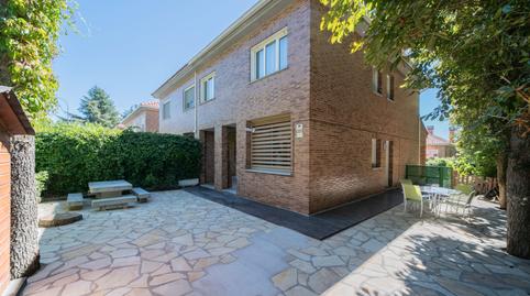 Foto 4 de Casa adosada en venda a Paseo de Los Rosales, Collado Mediano, Madrid