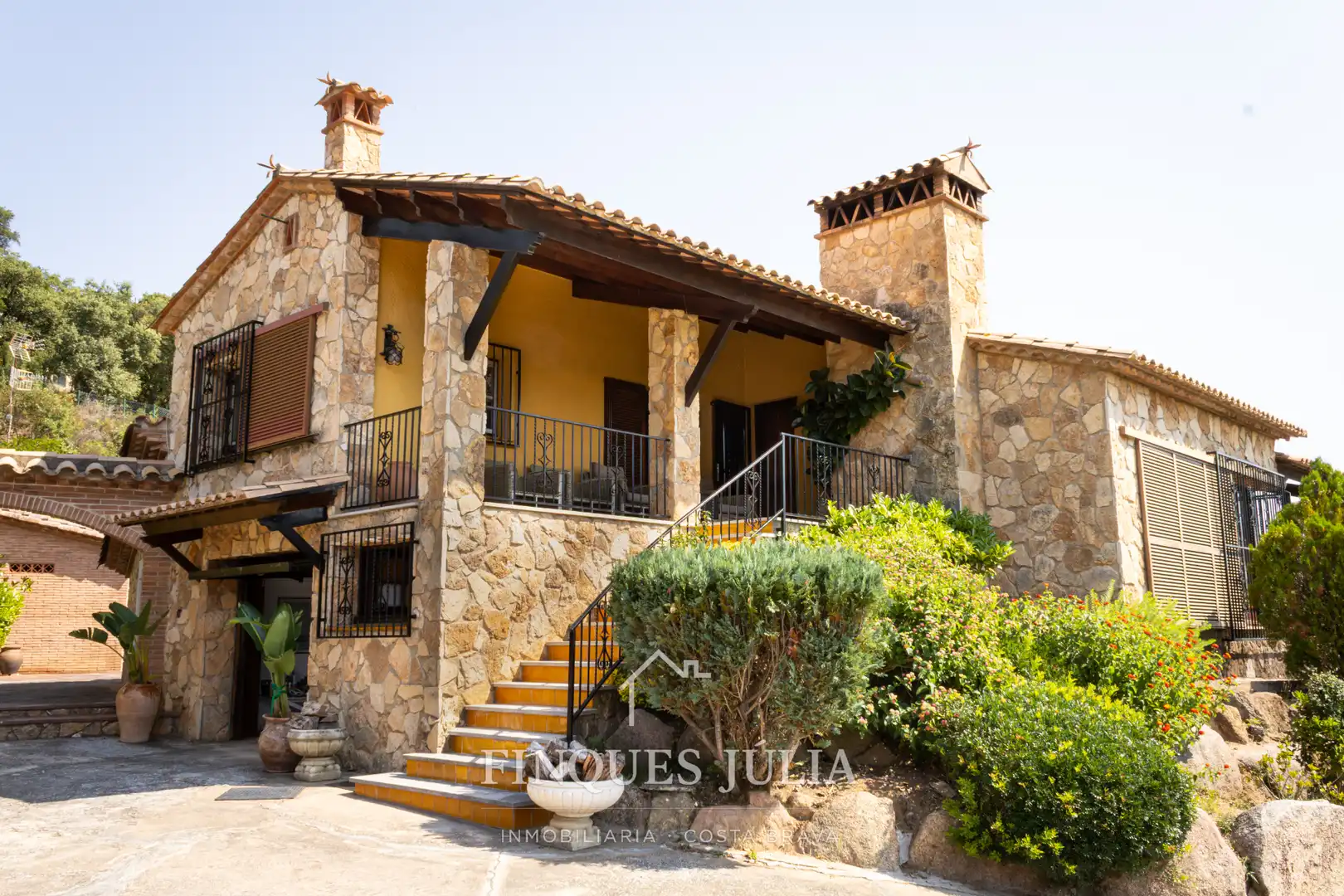 Casa amb terrassa en venda a GIV-6612, imagen 2