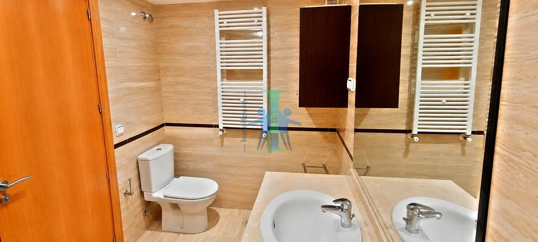 Bathroom of Apartments for rent in Facultad de Medicina