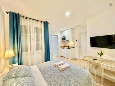 Studio avec ascenseur à louer à Centro