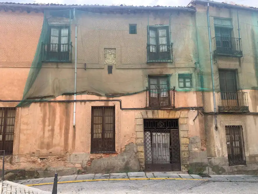 Vista exterior de Casa o xalet en venda en Segovia amb Jardí privat