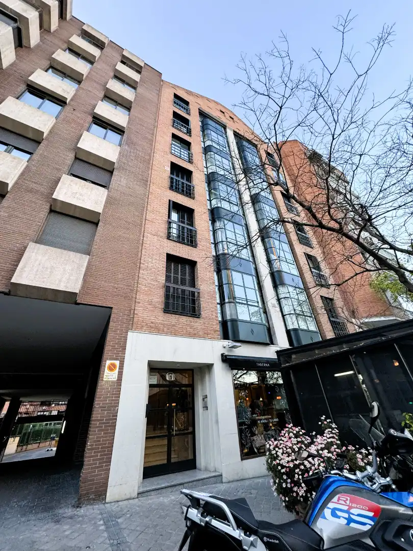 Exterior view of Flat for sale in Madrid  with Air Conditioner and Heating