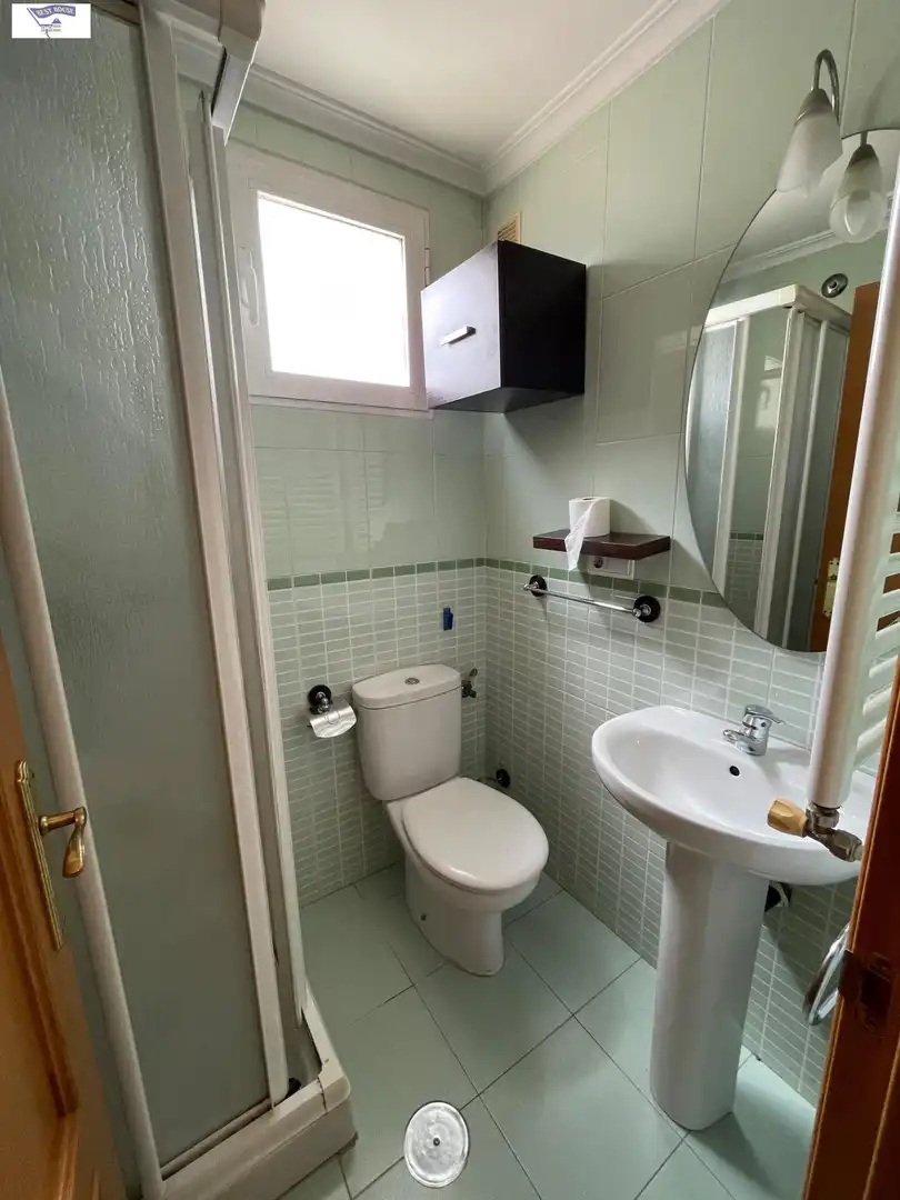 Baño de Apartamento en venta en Albacete con Calefacción, Trastero y Balcón