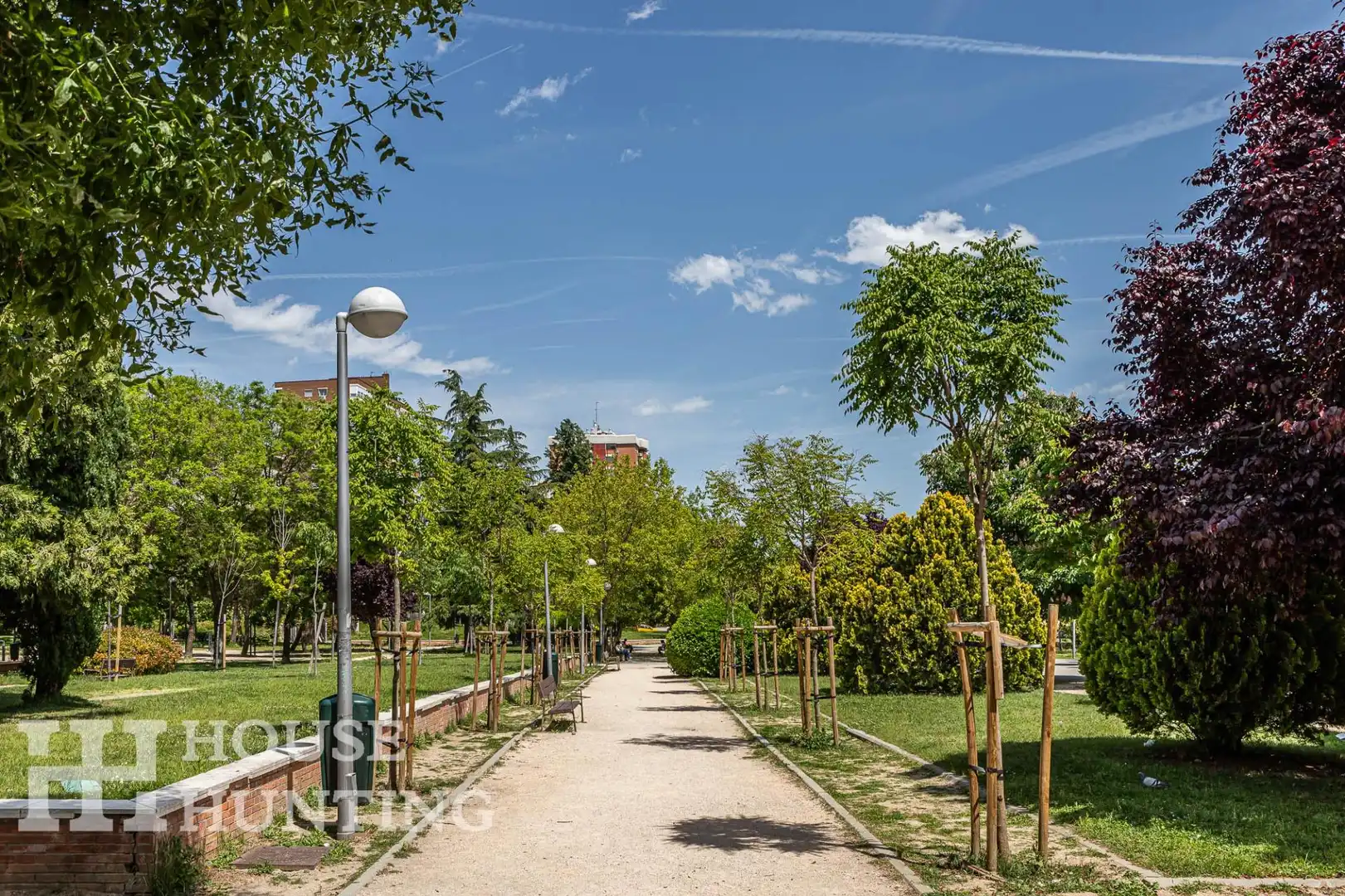 Vista exterior de Piso en venta en Madrid con Calefacción