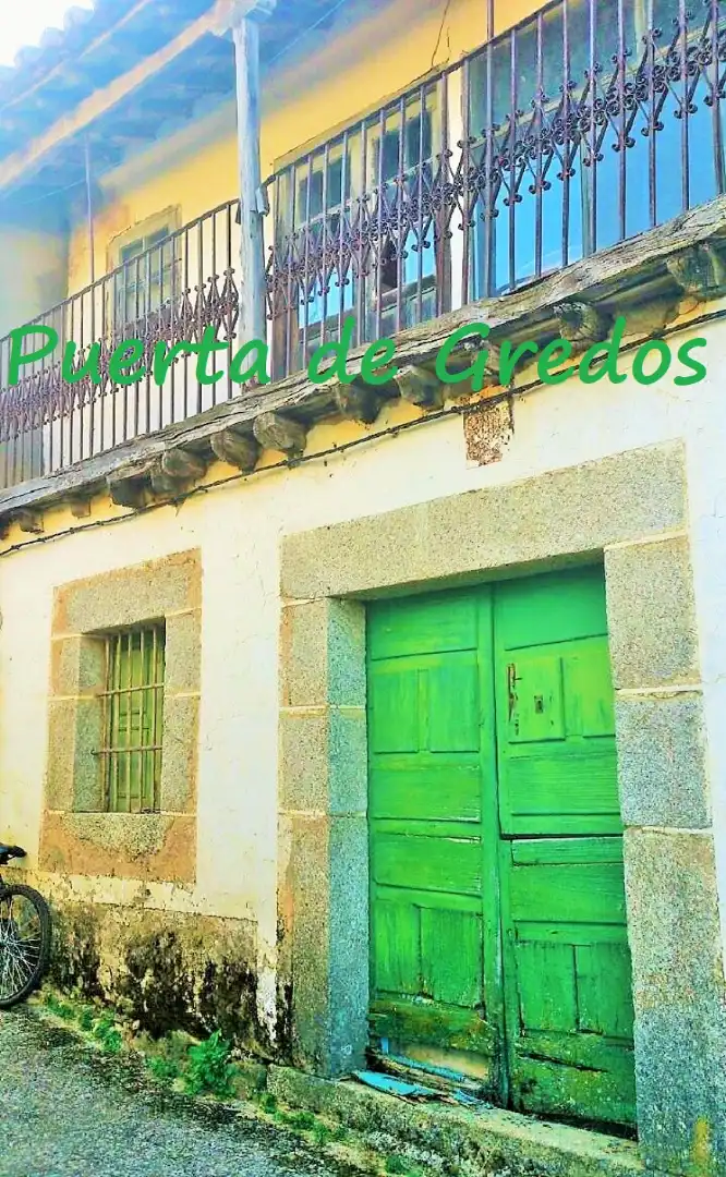 Exterior view of Houses for sale in Puerto Castilla