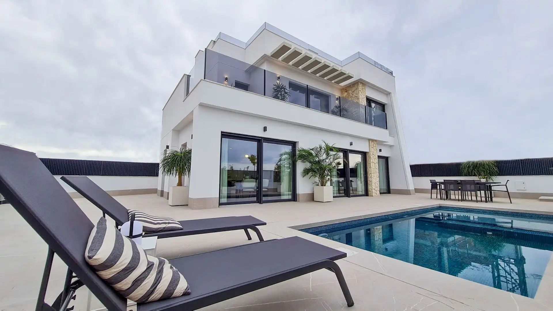 Villa avec piscine à vendre à Aviador  Miguel Galindo, imagen 18