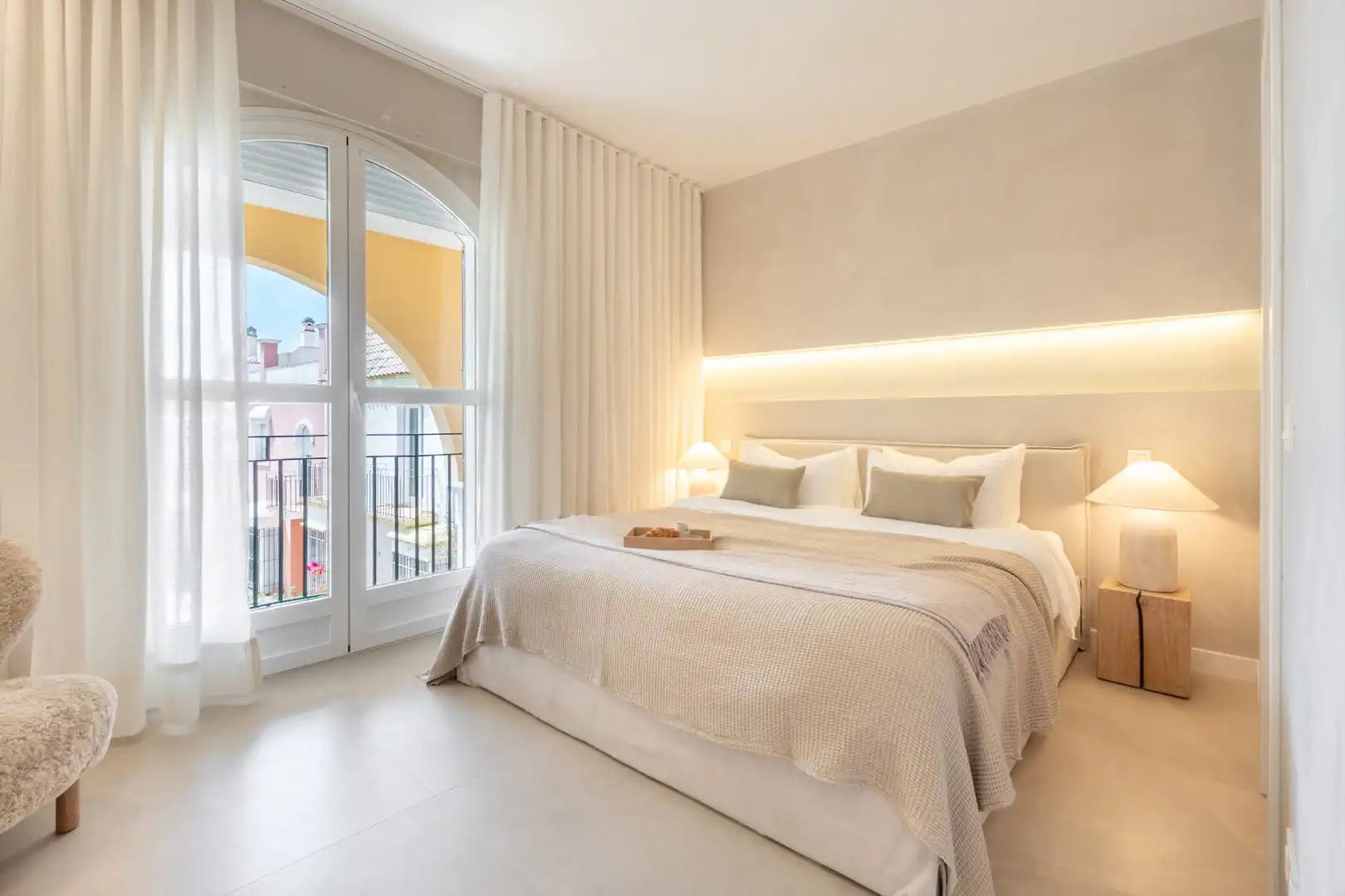 Bedroom of Detached homes for sale in Marbella  with Air Conditioner, Heating and Private garden
