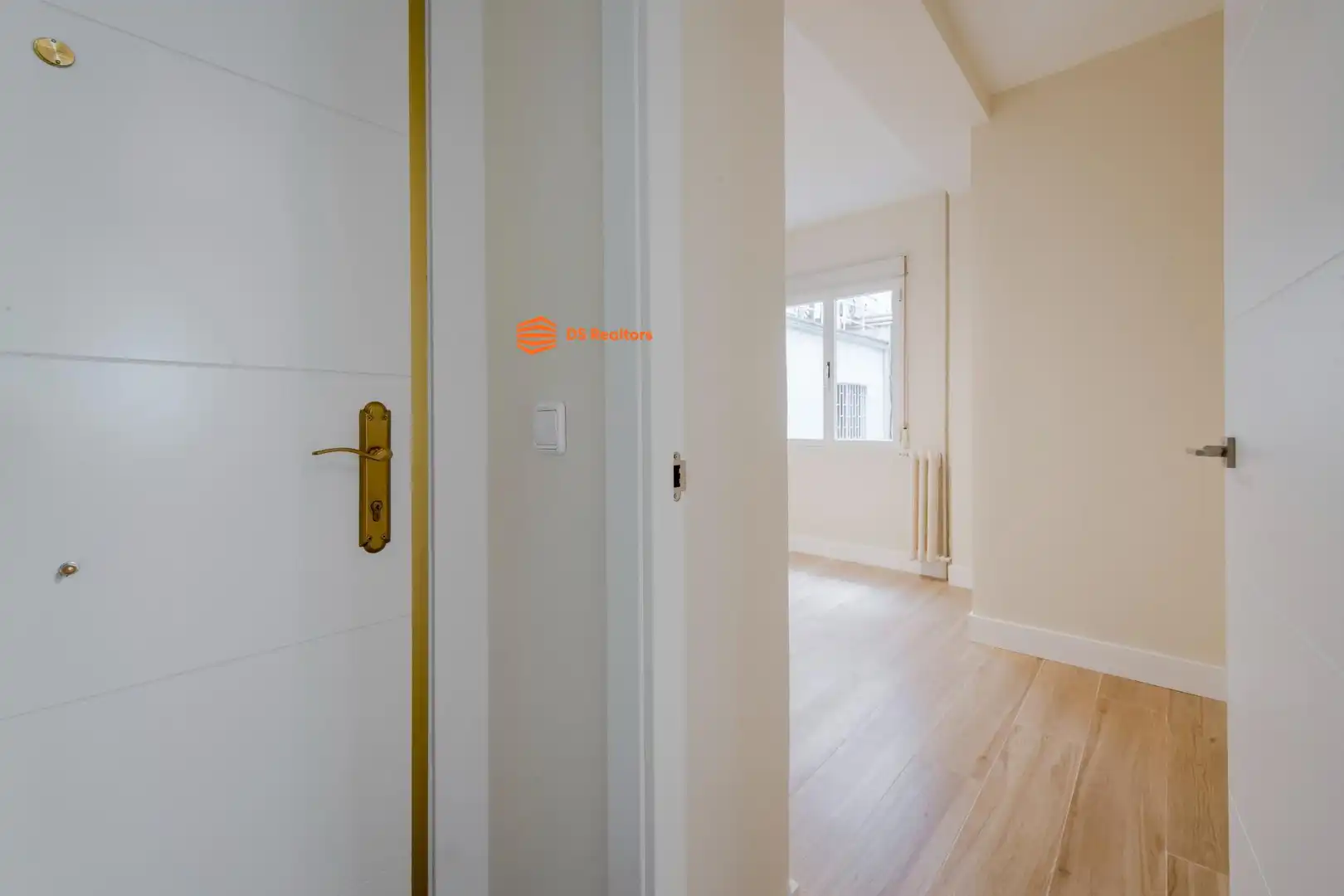Flat with lift for sale in Avenida BRUSELAS 48, imagen 11