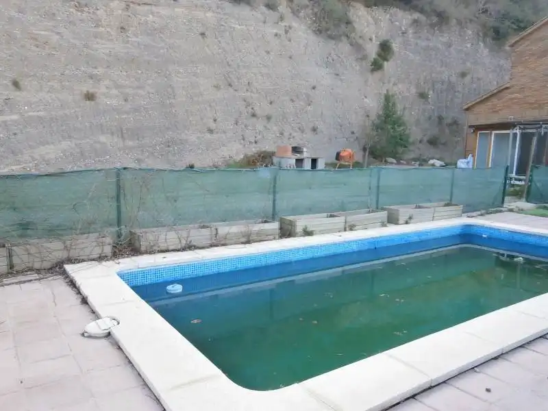 Piscina de Residencial en venta en Abrera