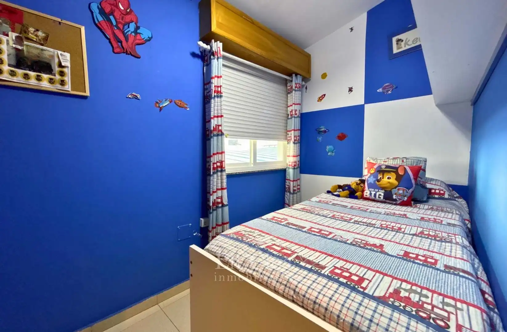 Habitación de Piso en venta en O Barco de Valdeorras   con Calefacción y Trastero