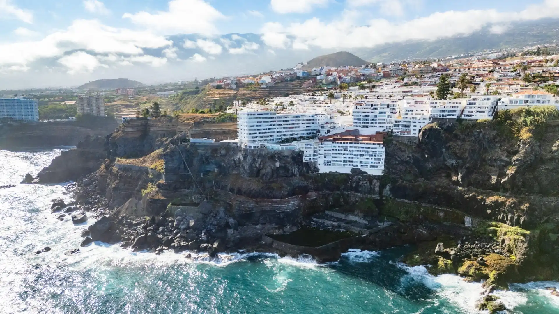 Vista exterior de Apartamento en venta en Los Realejos