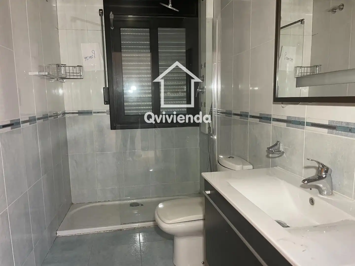 Baño de Casa adosada en venta en Montmeló con Calefacción