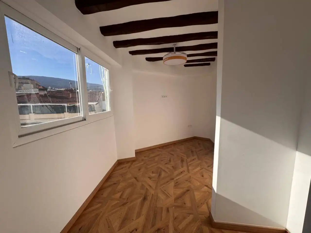 Habitación de Piso en venta en Alcoy / Alcoi con Calefacción, Trastero y Balcón