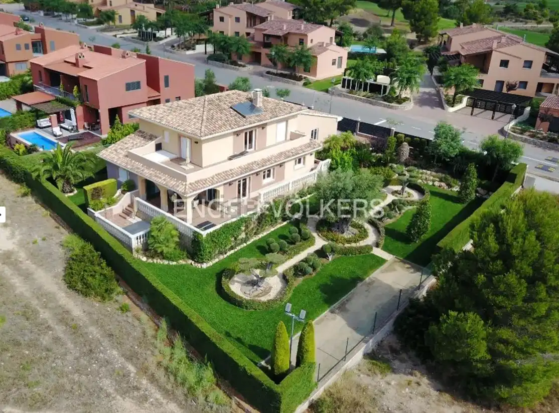 Villa avec piscine à vendre à Carrer de les Rabassades 11