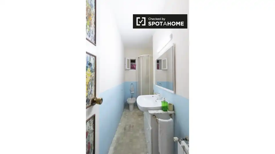 Bany de Apartament per a compartir en Madrid amb Aire condicionat i Terrassa