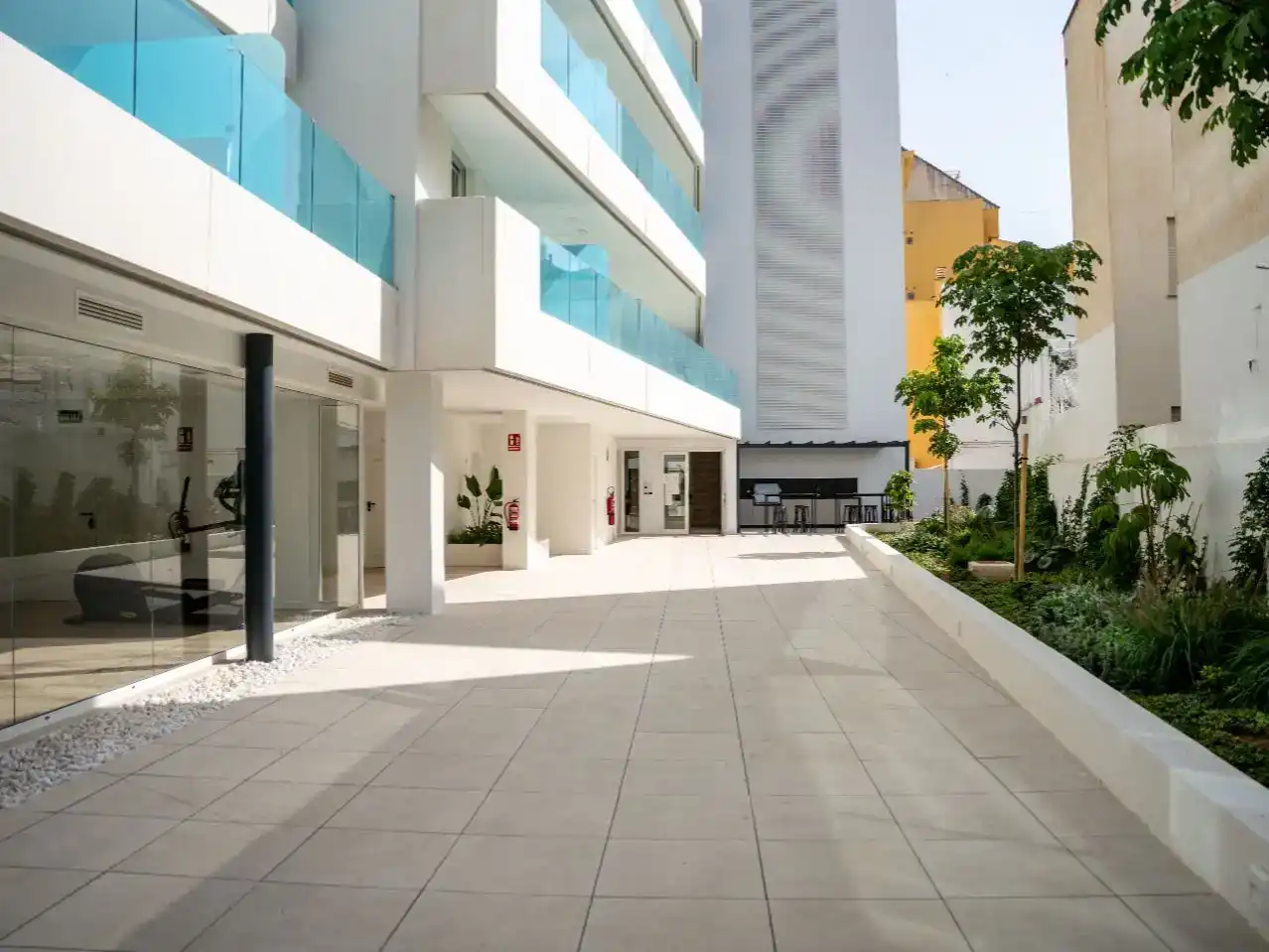Terrassa de Apartament de lloguer en Fuengirola amb Aire condicionat, Piscina i Balcó