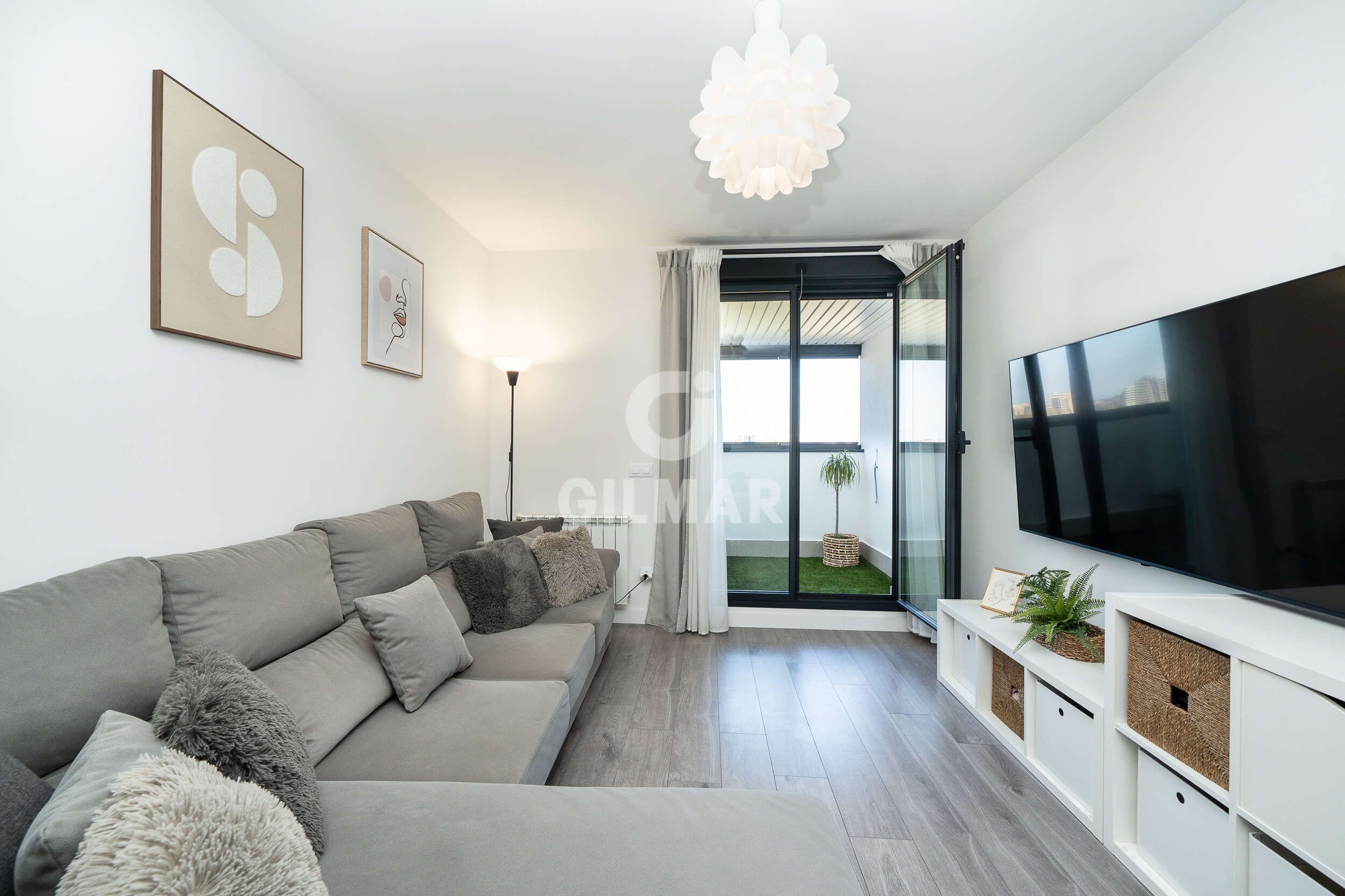 Wohnzimmer von Wohnung zum Verkauf in  Madrid Capital mit Heizung, Privatgarten und Abstellraum