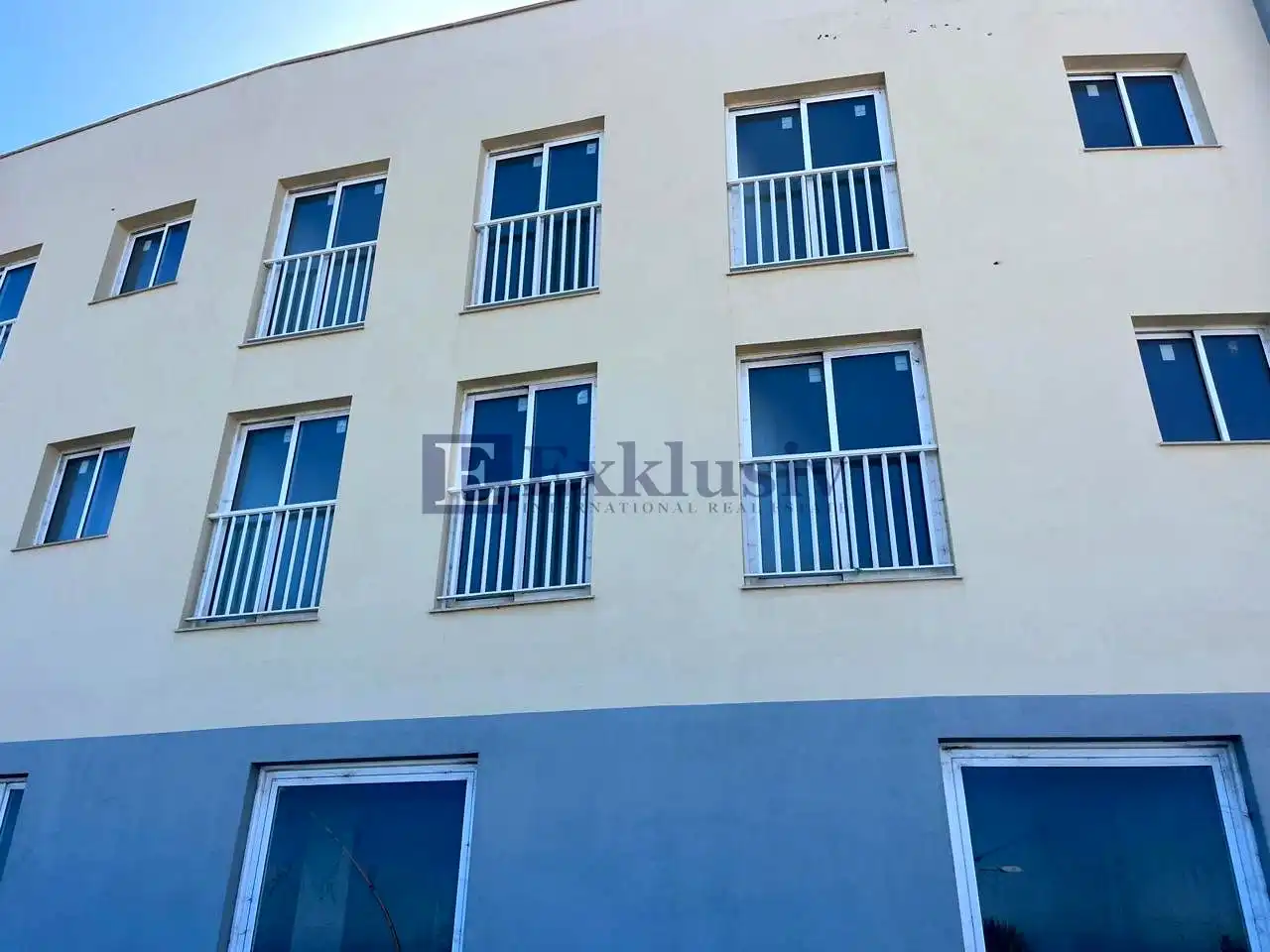 Local commercial à vendre à Concepción Castillo Romero, imagen 3