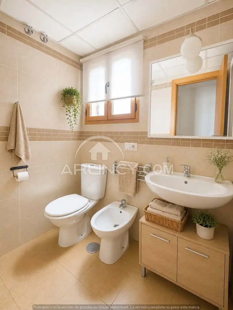 Badezimmer von Wohnung zum Verkauf in Alcalá de Guadaira mit Klimaanlage, Heizung und Terrasse