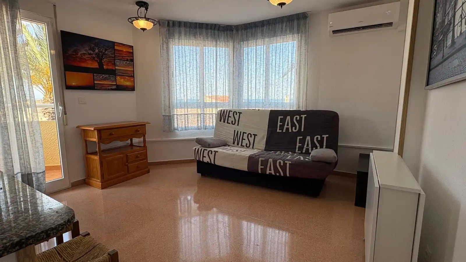 Living room of Flat for sale in Guardamar del Segura  with Air Conditioner, Heating and Furnished