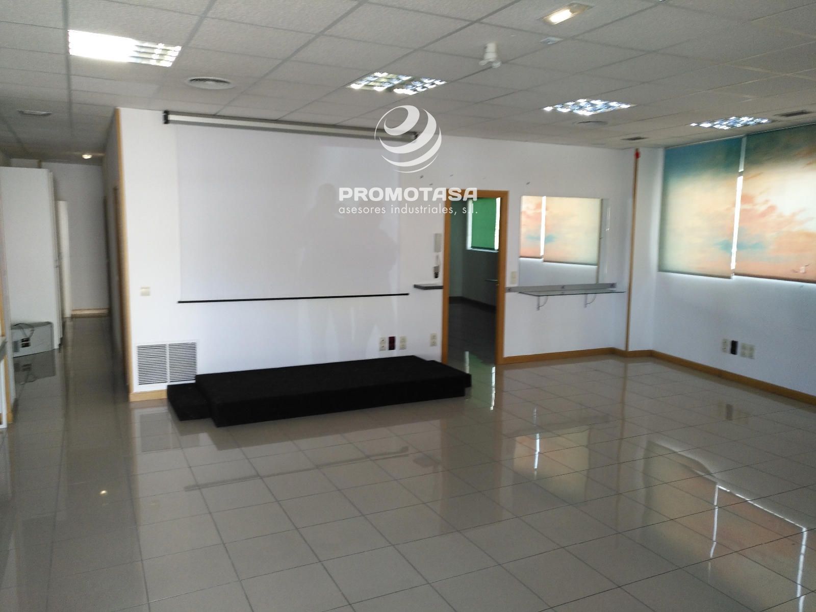 Local de alquiler en Rivas-Vaciamadrid con Aire acondicionado y Internet