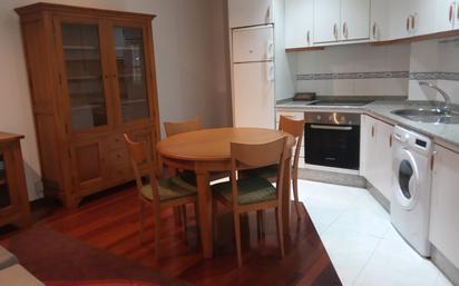 Cuina de Pis de lloguer en Ourense Capital  amb Traster i Moblat