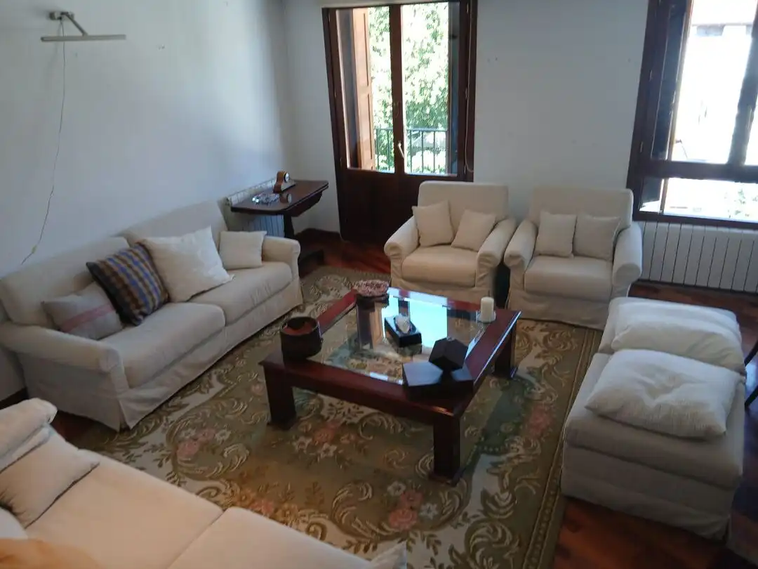 Sala de estar de Dúplex en venta en Ezcaray con Calefacción, Piscina y Balcón