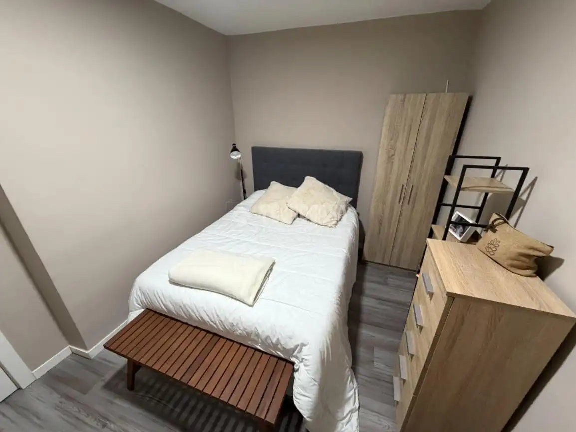 Flat for sale in Reyes Católicos