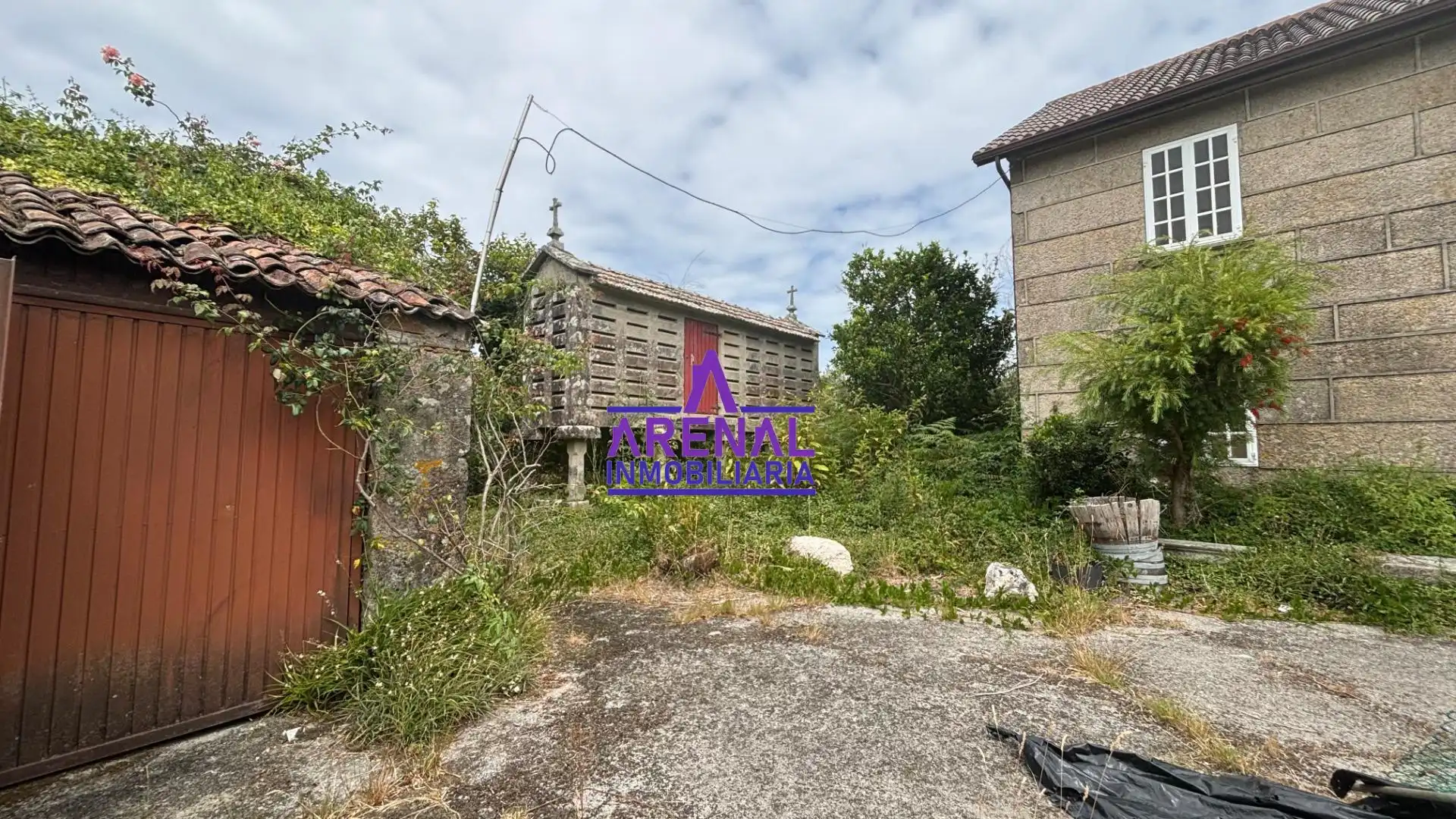 Casa o xalet en venda en Ribeira amb Jardí privat