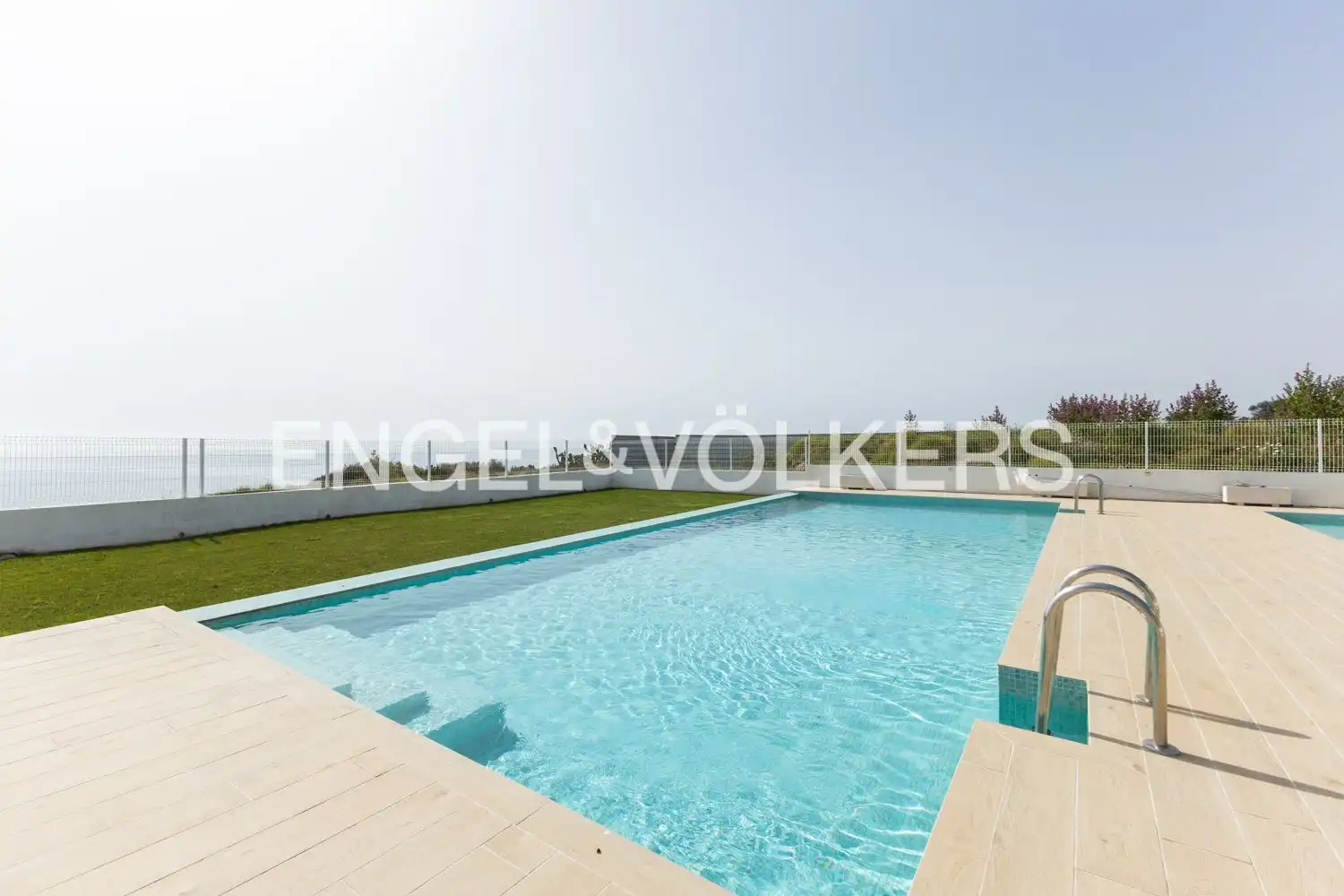 Swimming pool of Houses for sale in Vinaròs  with Air Conditioner, Heating and Private garden