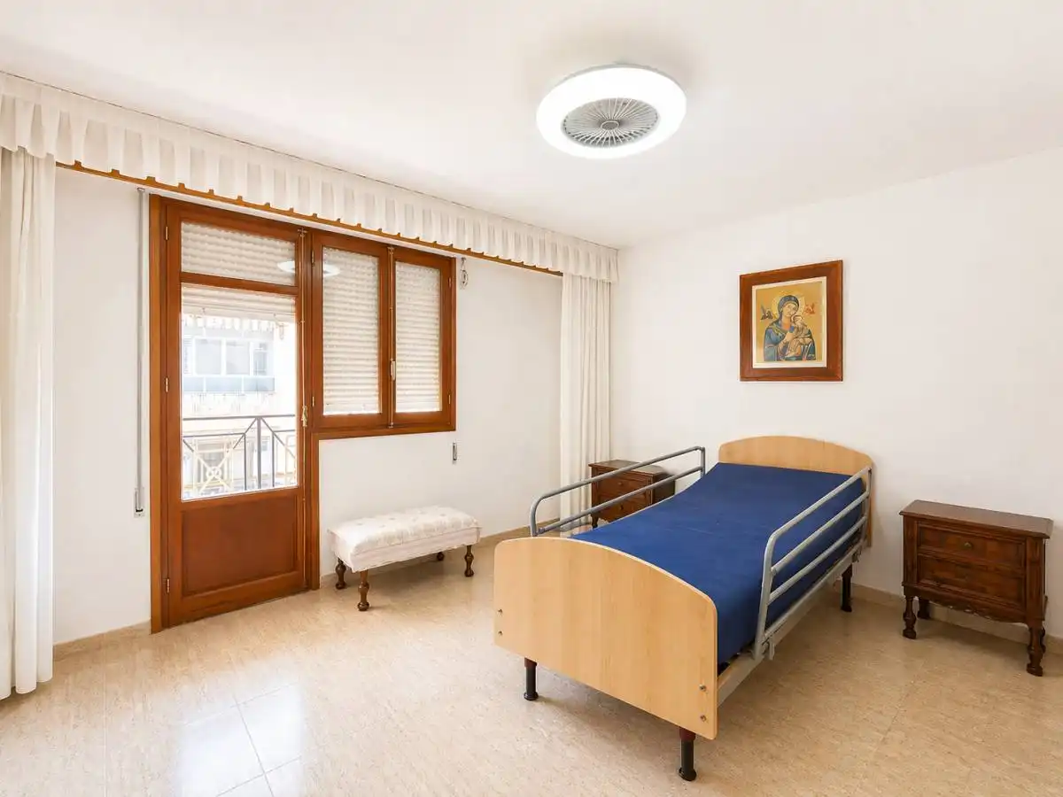 Habitación de Piso en venta en Catral con Calefacción y Amueblado