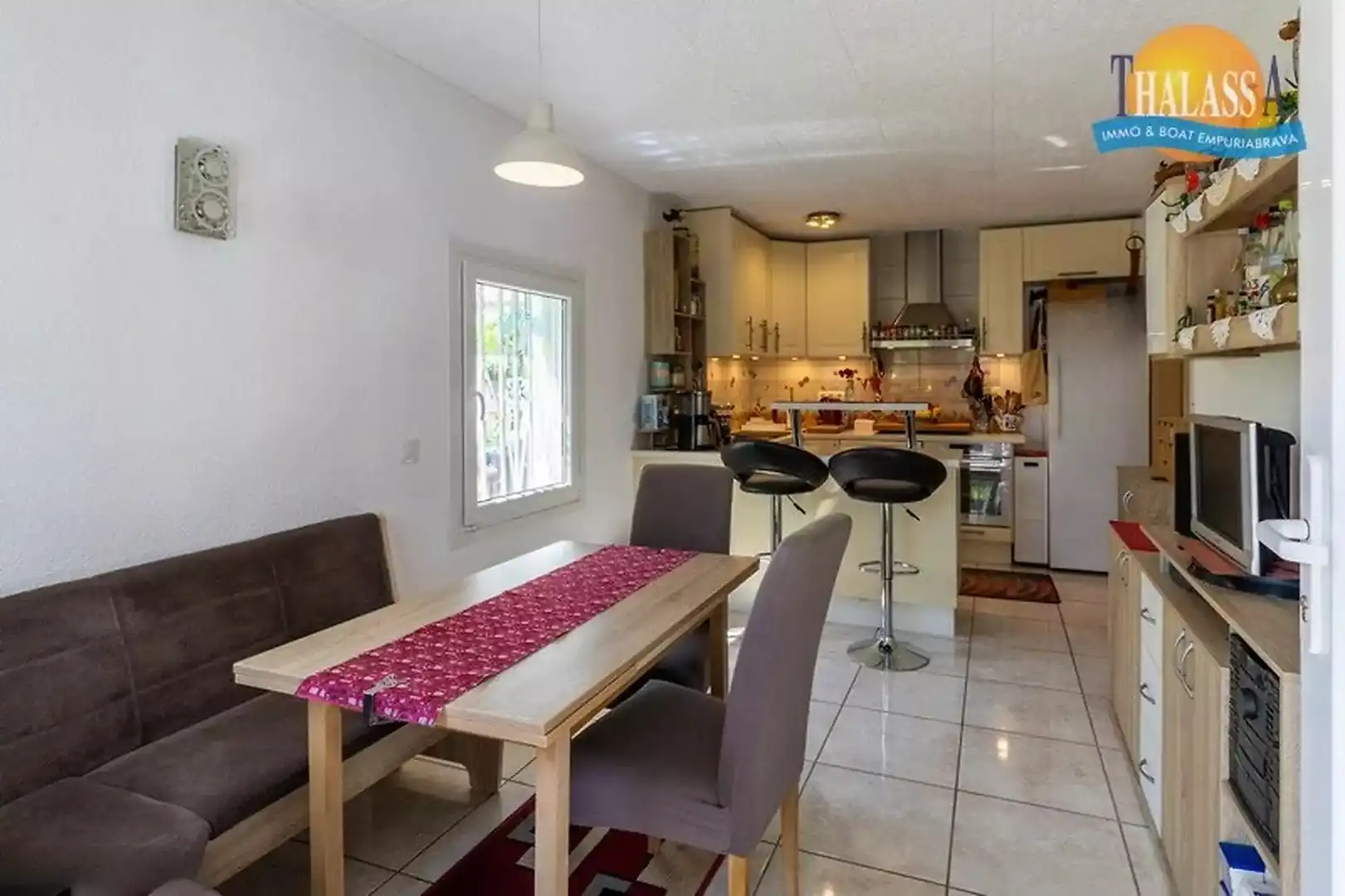 Kitchen of Houses for sale in Empuriabrava  with Air Conditioner and Furnished