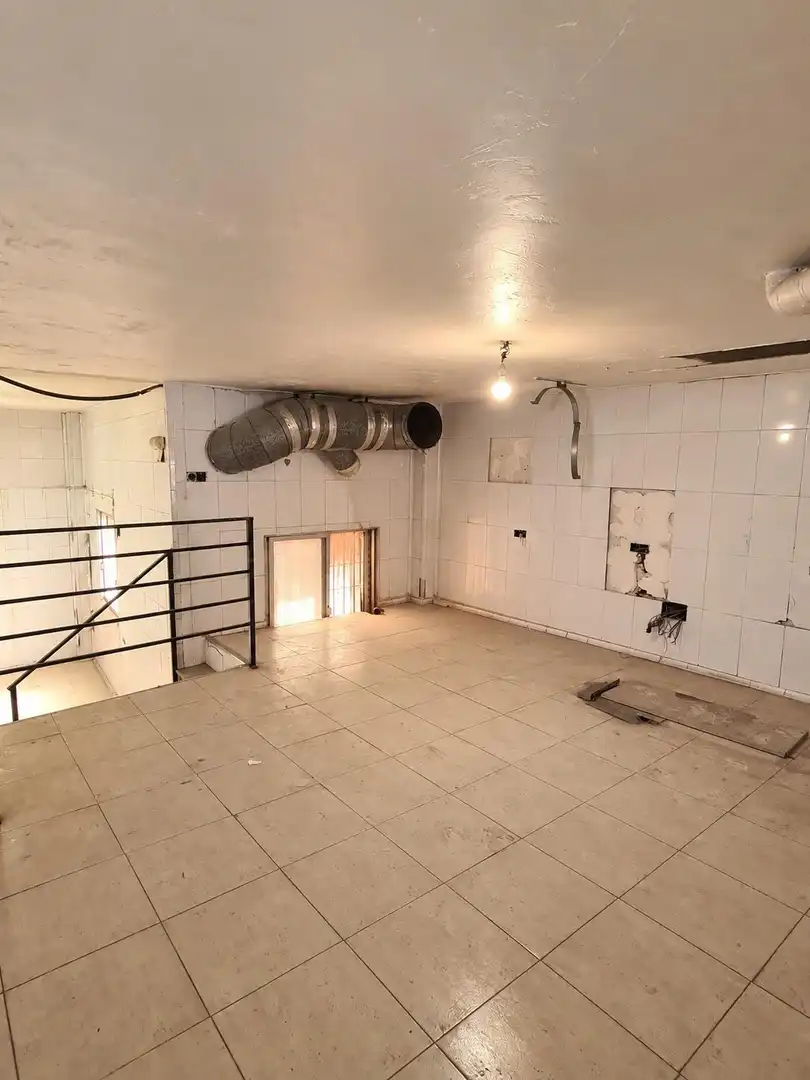 Business premises for sale in Sur, imagen 11