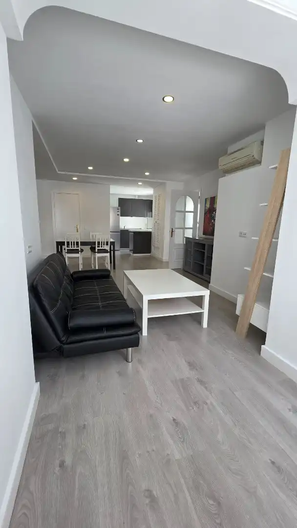 Living room of Flat for rent in El Puerto de Santa María  with Air Conditioner, Furnished and Oven