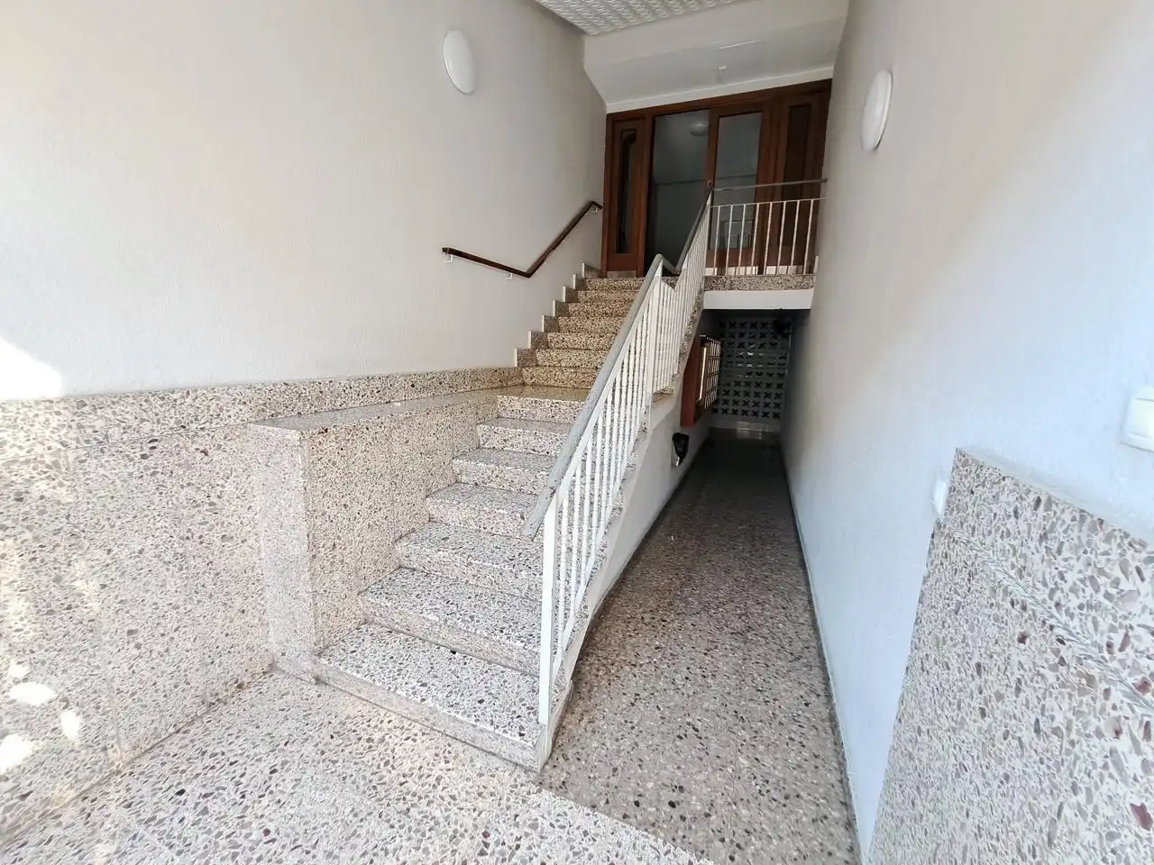 Piso en venta en Zaragoza con Calefacción, Terraza y Trastero