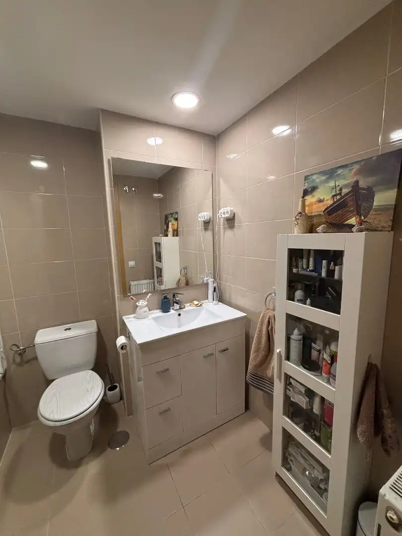 Badezimmer von Wohnung zum Verkauf in Villalbilla mit Heizung, Terrasse und Abstellraum