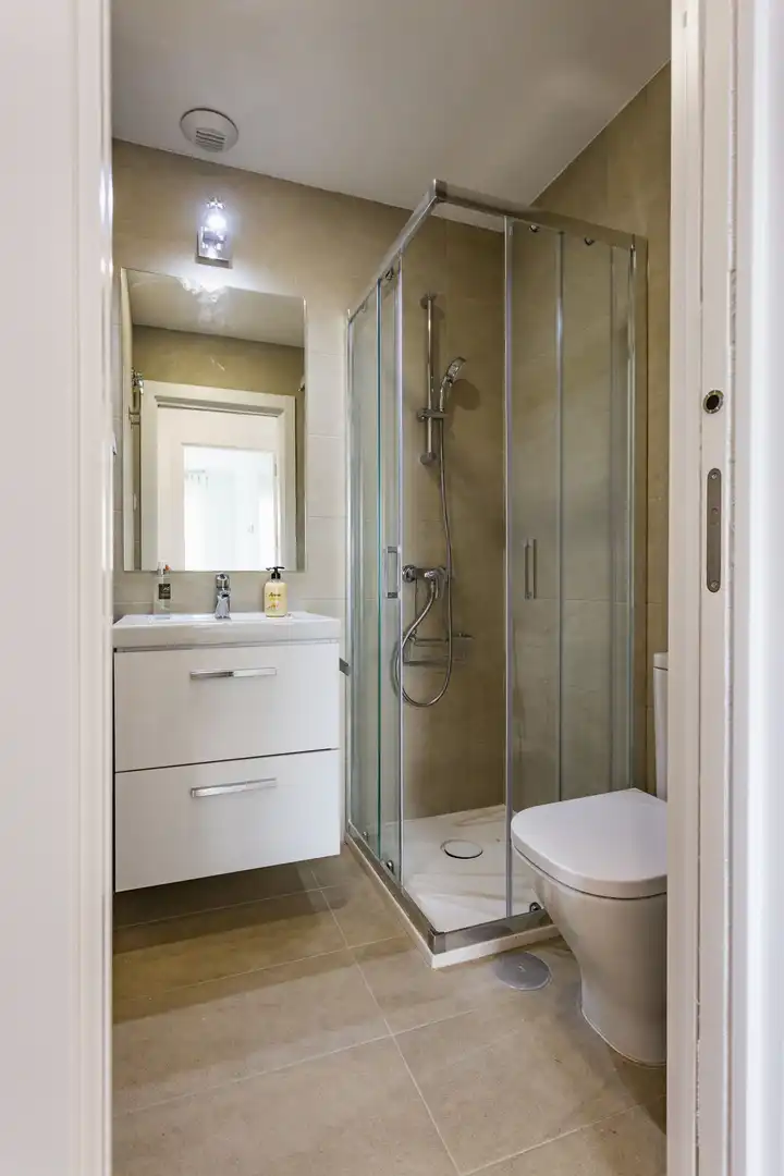 Badezimmer von Wohnung zum Verkauf in Málaga mit Schwimmbad und Gemeinschaftspool