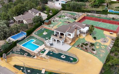 Vista exterior de Casa o xalet en venda en Olocau amb Aire condicionat, Calefacció i Jardí privat