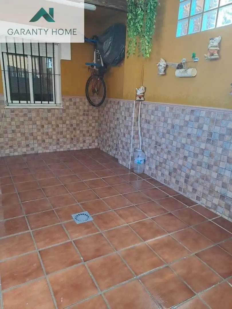 Bany de Casa adosada en venda en Alhaurín de la Torre amb Aire condicionat, Calefacció i Moblat